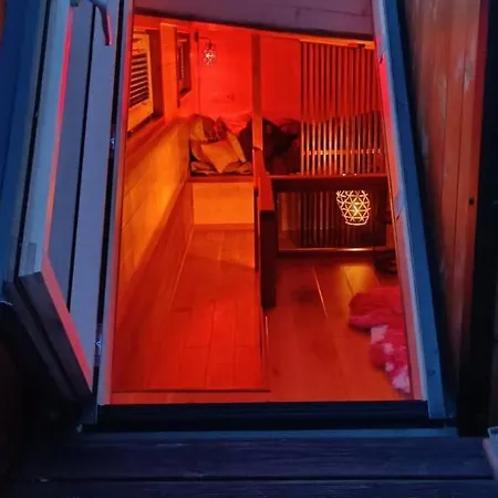 Tiny House Dreilaendereck 度假居 *